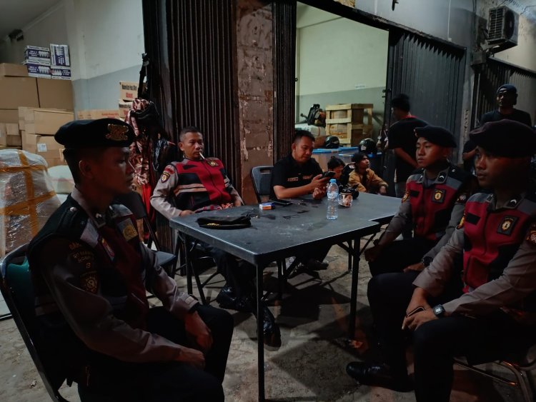 Satgas Mantap Praja Kapuas 2024 Polda Kalbar Amankan Kedatangan Logistik Pilkada 2024
