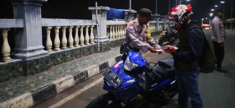 Dalam Rangka Antisipasi 3C dan Street Crime, Polsek Pebayuran Gelar Operasi Kejahatan jalanan