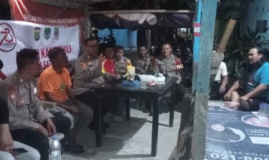 Kapolsek Pebayuran Melaksanakan Giat "Ngopi Kamtibmas"Berikan Pesan Kepada Warga Jelang Pilkada 2024