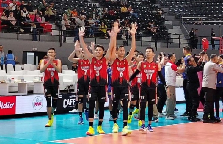 Tumbangkan Kalsel Dengan Skor 3-2 Di Laga Perdana Tim Voli Putra Kalbar Susul Kemenangan Tim Putri di Kapolri Cup 2024