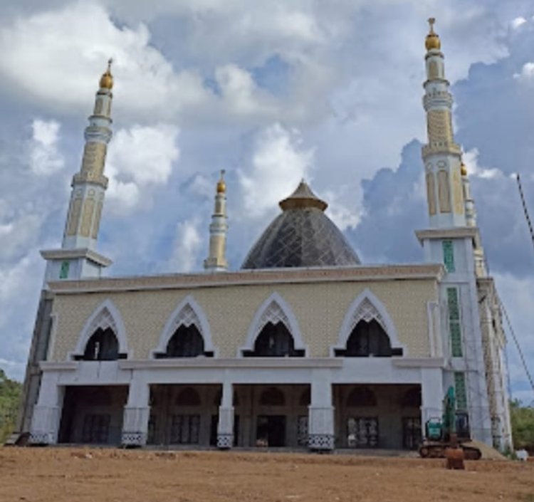 APH Diminta Usut Tuntas Dana Hibah Pembangunan Masjid Agung Sekadau Rp.32 Milyar Lebih