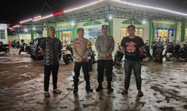 Personil Polres Ketapang Berikan Pengamanan Sholat Terawih di Seluruh Masjid di Kabupaten Ketapang