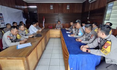 Kapolsek Nanga Pacu Semangat dan Kinerja Personelnya