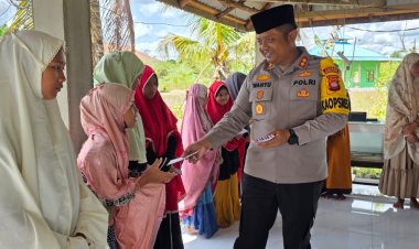 Kapolres Kubu Raya Safari Ramadhan ke Pondok Pesantren Bagikan Bansos untuk Santri
