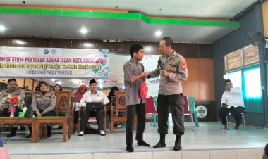 Membangun Generasi Berakhlak: Polres Singkawang Beri Penyuluhan dalam Kegiatan Bina Iman dan Taqwa