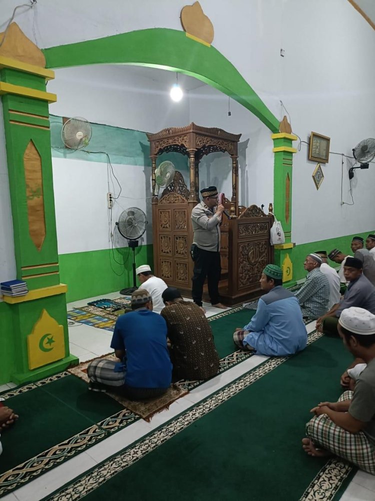 Polsek Sayan Melakukan Giat Sholat Tarawih Keliling Bulan Suci Ramadhan 1446 H/ 2025