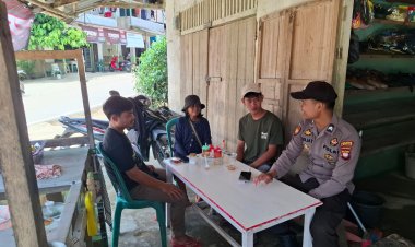 Patroli Dialogis Personel Polsek Kuala Behe Cegah Gangguan Kamtibmas