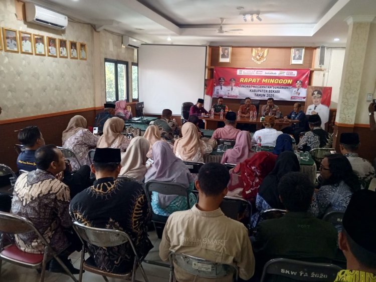 Dalam Menambah Mempererat Silaturahmi Kapolsek Tambelang Hadiri Acara Halal Bil Halal Di Kantor Kecamatan Sukawangi 