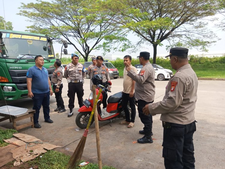 Berikan Rasa Aman Kepada Masyarakat, Kapolsek Serang Baru Giat Patroli OPS Berantas Jaya 2025