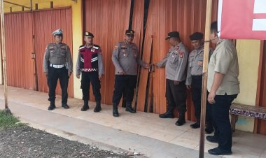 Ciptakan Lingkungan Aman dan Damai Kapolsek Serang Baru Beserta Anggota Melaksanakan Patroli Kewilayahan 