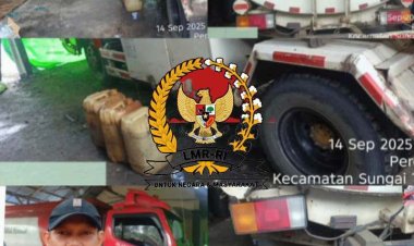 Supir Tanki Pertamina Kencing Di Sebuah Warung Sekaligus Penampung BBM Ilegal Milik (S)